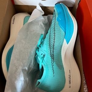 Nike ZoomX Vaporfly Next% 2